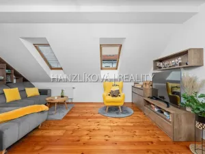 Pronájem bytu 2+1, České Budějovice, Rudolfovská tř., 67 m2