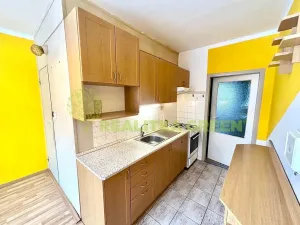 Prodej bytu 3+1, Vsetín, Bratří Hlaviců, 72 m2