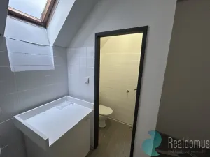 Pronájem kanceláře, České Budějovice - České Budějovice 2, Husova tř., 139 m2