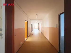 Prodej komerční nemovitosti, Kraslice, Palackého, 1800 m2