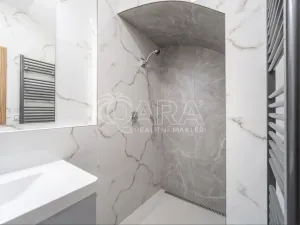 Pronájem bytu 2+kk, Praha - Karlín, Sokolovská, 39 m2