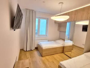 Prodej činžovního domu, Teplice, Laubeho náměstí, 425 m2