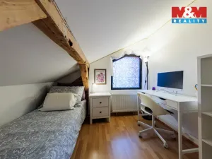 Prodej bytu 3+1, Karlovy Vary, Bulharská, 102 m2