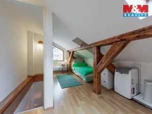Prodej bytu 3+1, Karlovy Vary, Bulharská, 102 m2
