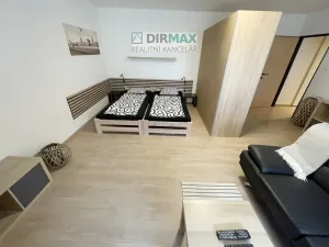 Pronájem bytu 1+1, Plzeň - Božkov, Barákova, 45 m2