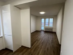 Pronájem bytu 3+1, Chropyně, Moravská, 62 m2