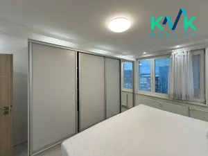 Pronájem bytu 3+1, Ostrov, Jungmannova, 74 m2