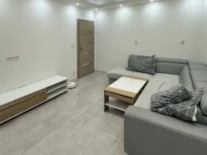 Pronájem bytu 3+1, Ostrov, Jungmannova, 74 m2