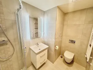 Pronájem bytu 1+kk, Praha - Hloubětín, Poděbradská, 32 m2