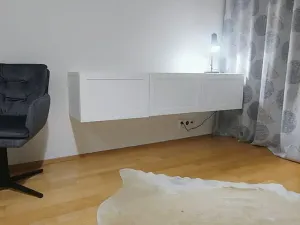 Pronájem bytu 1+kk, Praha - Košíře, Pod Kavalírkou, 32 m2