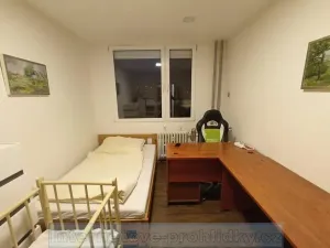 Pronájem bytu 2+kk, Praha - Kobylisy, Kubíkova, 45 m2