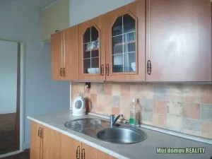 Pronájem bytu 2+1, Praha - Vysočany, Poděbradská, 58 m2