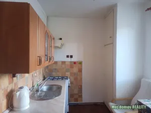 Pronájem bytu 2+1, Praha - Vysočany, Poděbradská, 58 m2