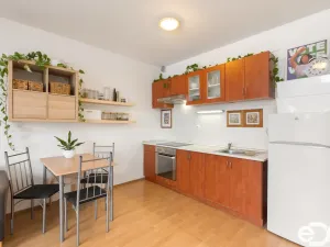 Prodej bytu 2+kk, Praha, Za zámečkem, 50 m2