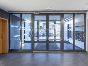 Prodej bytu 2+kk, Praha - Vysočany, Sousedíkova, 60 m2