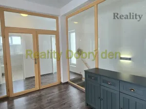 Pronájem bytu 2+kk, Opava, Pekařská, 59 m2