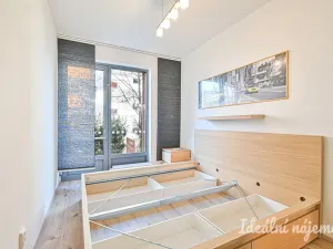 Pronájem bytu 2+kk, Brno, Mojmírovo náměstí, 44 m2