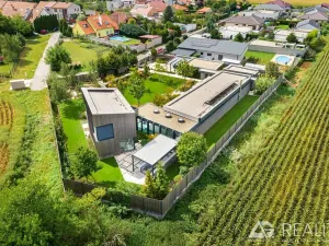 Prodej vícegeneračního domu, Ladná, Ovčačky, 407 m2