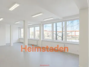 Pronájem kanceláře, Havířov - Město, nám. Republiky, 376 m2