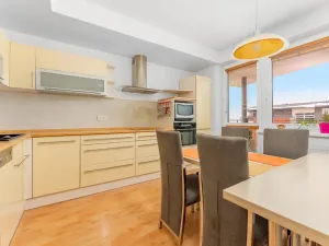 Prodej bytu 3+kk, Zlín, Voženílkova, 94 m2