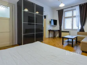 Pronájem bytu 2+kk, Praha - Nusle, Krokova, 40 m2