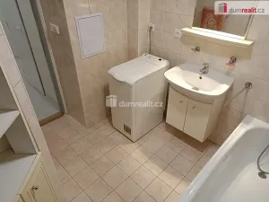 Pronájem bytu 4+1, Praha - Strašnice, Na Třebešíně, 91 m2