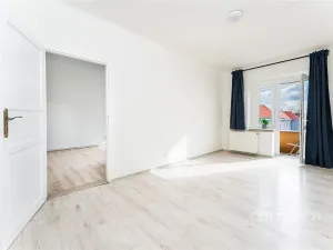 Pronájem bytu 2+kk, Praha, Biskupcova, 48 m2