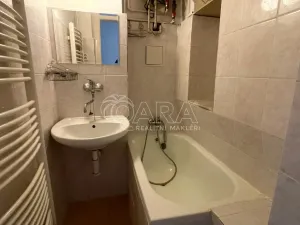 Pronájem bytu 2+kk, Praha, Legerova, 52 m2