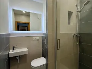 Pronájem bytu 4+1, Plzeň, Strážnická, 83 m2