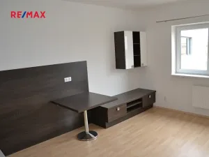 Pronájem bytu 1+kk, Plzeň, Štefánikova, 32 m2