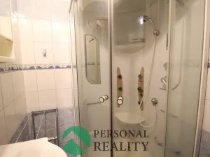 Pronájem bytu 3+1, Karlovy Vary, Dělnická, 76 m2