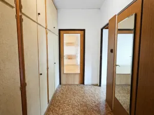 Prodej bytu 2+1, Praha, Kamerunská, 53 m2