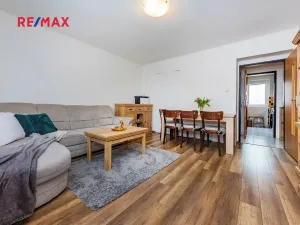 Prodej bytu 3+1, Kostelec nad Labem, Na Sídlišti, 58 m2