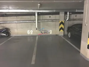 Pronájem garážového stání, Praha - Letňany, Frýdecká, 12 m2