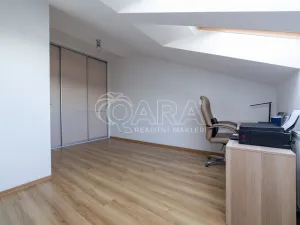 Pronájem rodinného domu, Stehelčeves, V. Poláka, 128 m2