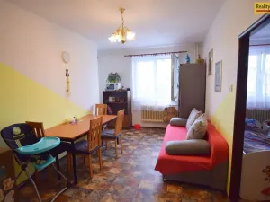 Prodej bytu 3+kk, Kozárovice, 77 m2