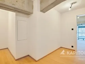 Prodej bytu 2+kk, Praha - Vysočany, Kolbenova, 77 m2