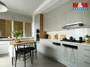 Prodej rodinného domu, Kravaře, Náměstí, 180 m2