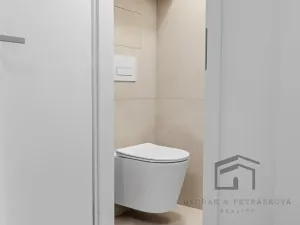 Pronájem bytu 2+kk, Praha - Břevnov, Nad Kajetánkou, 45 m2