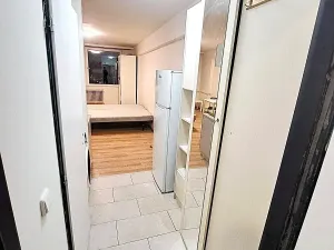 Pronájem bytu 1+kk, Praha - Radotín, Vrážská, 28 m2