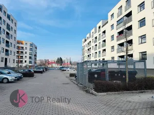 Pronájem bytu 2+kk, Praha - Uhříněves, Oty Bubeníčka, 45 m2