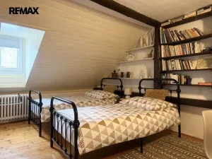 Prodej bytu 4+1, Karlovy Vary, Vyšehradská, 103 m2