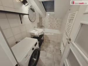 Pronájem bytu 2+1, Hoštka - Kochovice, Lužická, 59 m2