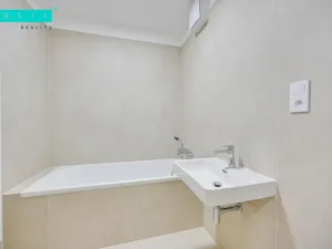 Pronájem bytu 2+kk, Olomouc - Slavonín, Jižní, 65 m2