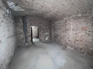 Pronájem obchodního prostoru, Praha - Libeň, Na Dědince, 158 m2