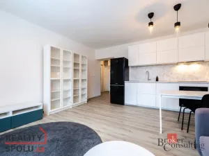 Pronájem bytu 2+kk, Liberec - Liberec I-Staré Město, nám. Žižkovo, 45 m2