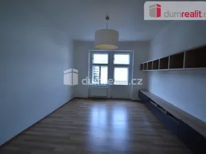 Pronájem bytu 2+1, Praha - Smíchov, U Nikolajky, 68 m2