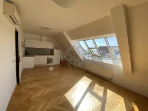 Pronájem bytu 2+kk, Praha - Holešovice, Ovenecká, 70 m2