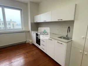 Pronájem bytu 2+kk, Mělník, náměstí Míru, 46 m2