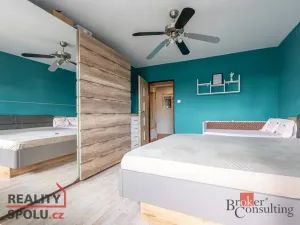 Prodej bytu 3+1, Zbůch, Náměstí, 79 m2